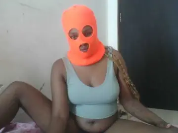Cutecaramela from bongacams