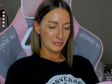 HannaChardger from bongacams