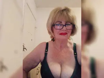 Bongacams Nude Webcam of KASANDRABOLOSHKA