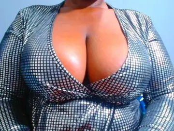 Bongacams Free Live Porn of CURVEBABY