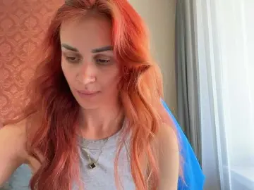 Bongacams Watch Live Sex Cams of SweetQueen11