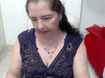 Bongacams Private Sex Chat of leonela-68