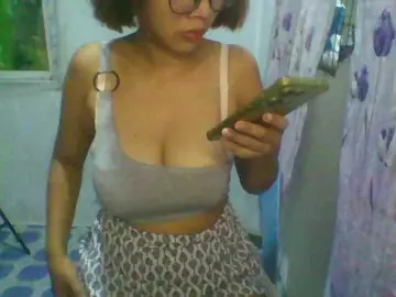 momo3312 from bongacams