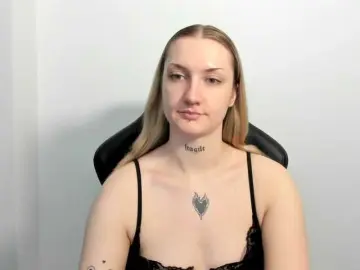 Bongacams Best live sex cam show of AlexaKisses