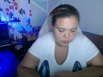 beautifulchubbyqueen from bongacams
