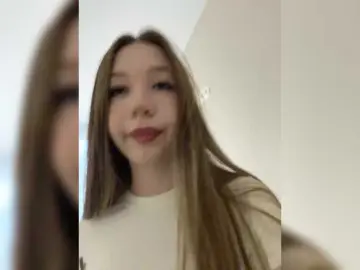 Bongacams Sex Cam of sashhhkino