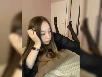 Bongacams Adult Webcam of sashhhkino