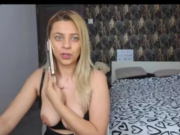 Bongacams Sex Cam of CarlaStaceeFun