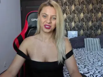 Bongacams Adult Webcam of CarlaStaceeFun