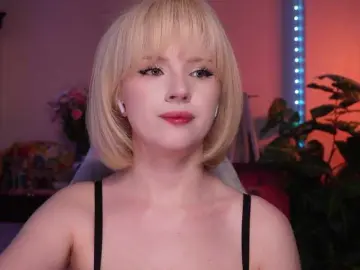 Bongacams Watch Live Sex Cams of ChristieWade