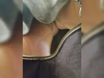 Bongacams Watch Live Sex Cams of EditaMilf