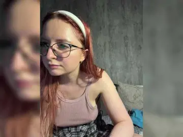 Bongacams Free Live Porn of Emma4coy