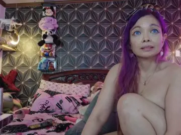 Bongacams Live Sex of YummyMeily