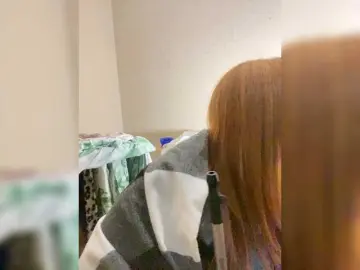 Bongacams Free Live Porn of Fox-Lisa