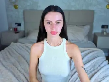Bongacams Nude Webcam of SnowWhiteee