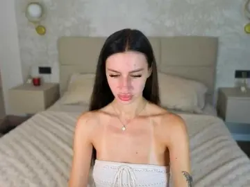 Bongacams Nude Webcam of SnowWhiteee