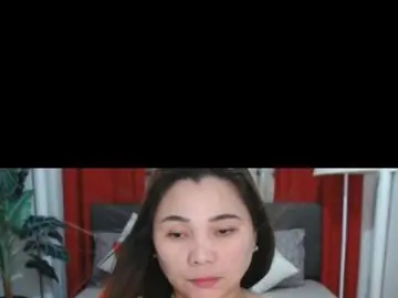 Bongacams Free Live Porn of AsianHotMama143
