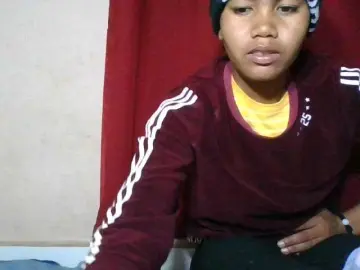 Bongacams Live Sex Cam of Keziah34