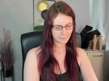 EmmaHeart from bongacams