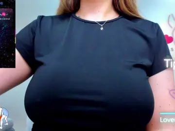 Bongacams Sex Cam of anyarosses