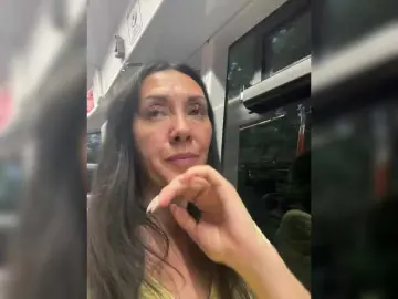 Bongacams Private Sex Chat of KarolinaMilf