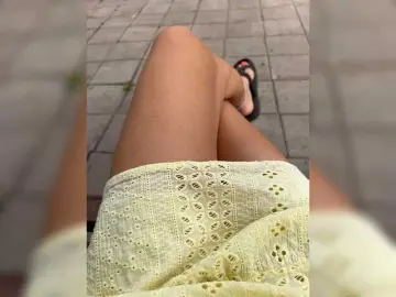 Bongacams Sex Cam of KarolinaMilf