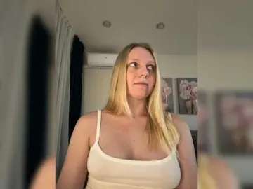 Bongacams Free Live Porn of HotWillow