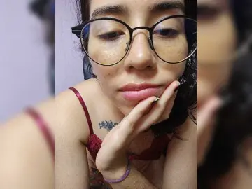 Bongacams Sex Cam of skinny333