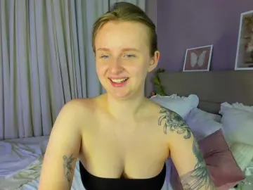 Rina-Panic from bongacams