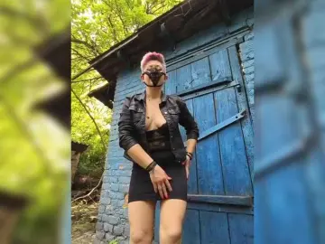 Bongacams Best Webcam of BUSINKA-25