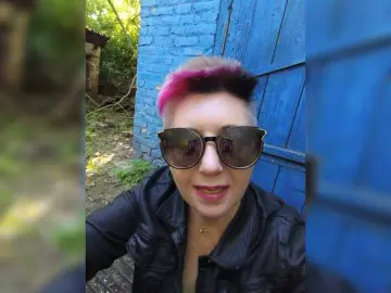 Bongacams Adult Webcam of BUSINKA-25