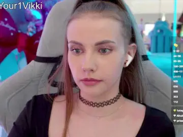 Bongacams Sex Chat of -VikkiL0vesCheese-