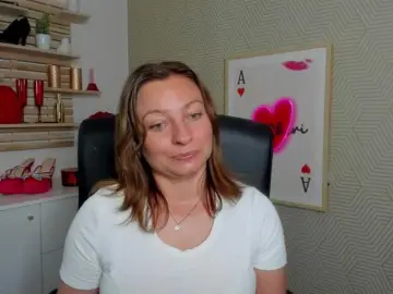 Bongacams Watch Live Sex Cams of angelaLove13