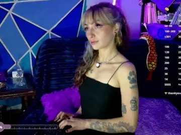 Elizabeth911 from bongacams