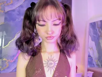 Bongacams Nude Webcam of MaddieStark