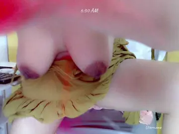 Bongacams Free Porn Cam of nemayhottits