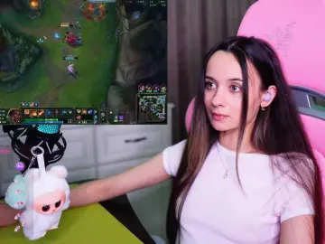 Bongacams Free Live Porn of JuicyAngel