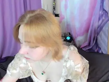 FlexxyLexy from bongacams