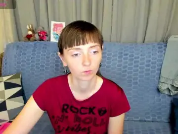 Bongacams Free Live Porn of KathelinBrik