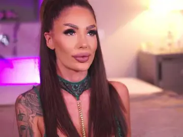 Bongacams Live Sex Cam of RaquelleVon
