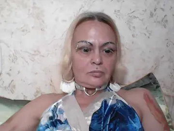 Bongacams Free Porn Cam of GardenerofIllusions
