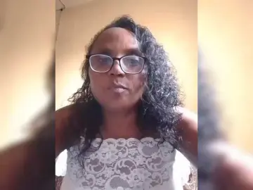 Bongacams Best live sex cam show of hotmomsexy