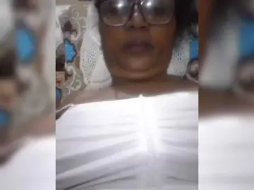 Bongacams Free Porn Cam of hotmomsexy