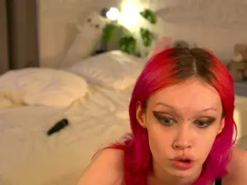 Bongacams Live Sex Cam of shishka-angel