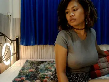Kinnaree from bongacams