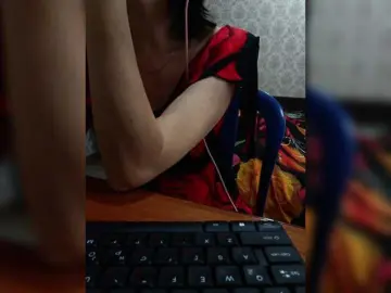 Olik-Pisa from bongacams