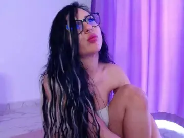 Bongacams Free Porn Cam of RavenFoxy