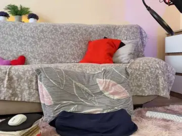 Bongacams Free Porn Cam of DucksInSlipps