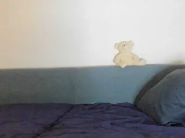 bubble-gum122 from bongacams
