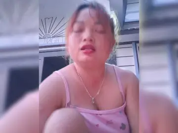Bongacams Free Live Porn of lyna2k